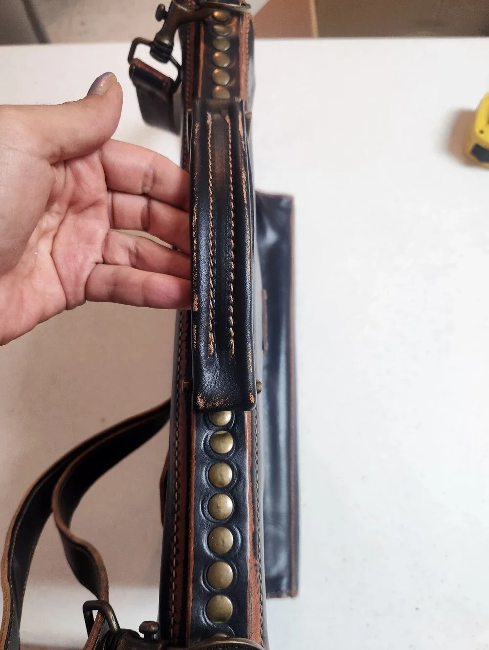 CAMPOMAGGI TEODORANO Briefcase! Distressed Smooth Leather.